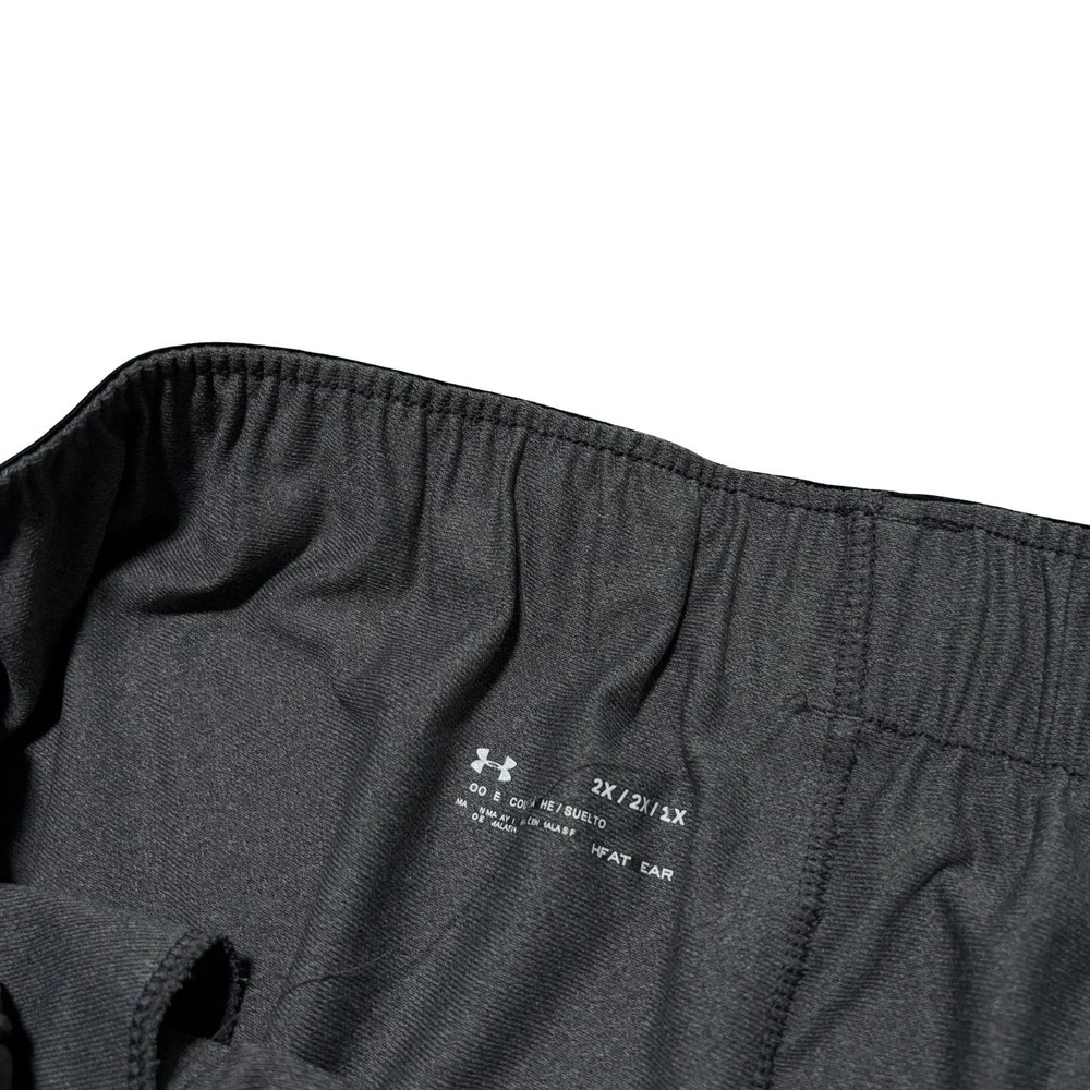 Under Armour Women's Loose Fit Running Athletic Shorts Gray *Flawed* 2X 38 x 3.5